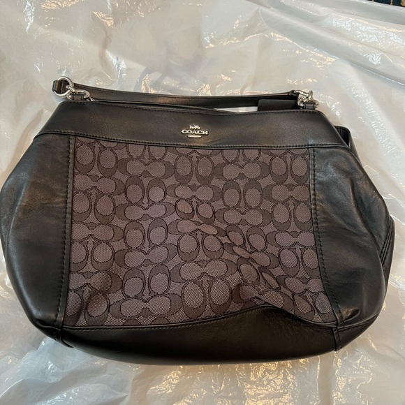 Coach Handbags - Coach bag